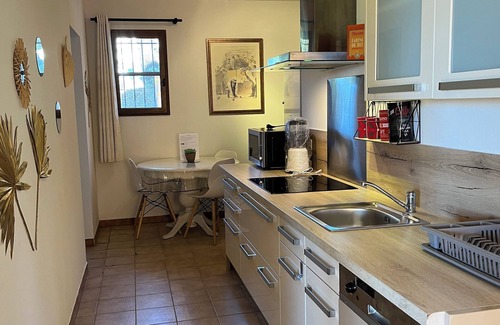 La Motte Apartment | Appartement T2 Avec Piscine Privée LA Motte EN Provence 83920