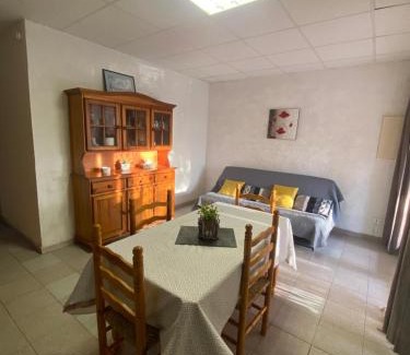 Leucate Apartment | Appartement T3 - 15 mn Marché Noël -