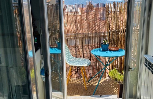 Saint-Victor Apartment | Appartement Toit de Marseille