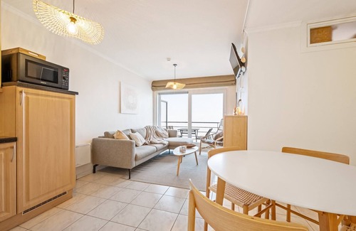 Blankenberge Apartment | Appealing apartment with sea-view