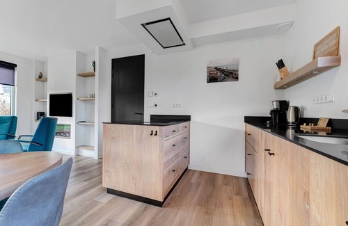 De Koog House | Appealing Holiday Home in De Koog Texel with Sauna