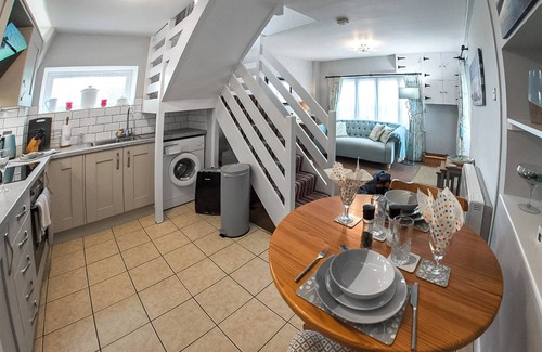 Cheddar Cottage | Apple Blossom Cottage - UK46648