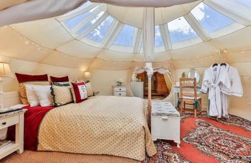 Alkborough House | Apple Blossom