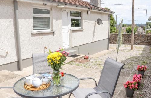 Lanner House | Apple Tree Bungalow