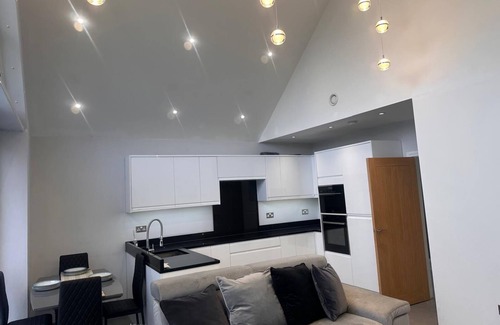North Stifford Apartment | Apple Tree House, A family friendly and unique apartment.
