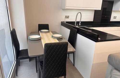 North Stifford Apartment | Apple Tree House, A family friendly and unique apartment.
