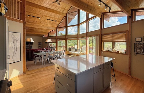Cooperstown House | Apple Tree Pond- 13 Private Acres, Huge Swimming/Boating Pond, Sleeps 10