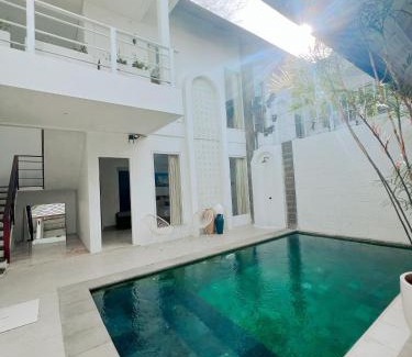 Banjar Semer Resort | Apple Villas & Apartments