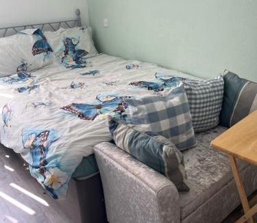 Westleigh Bed & Breakfast | Appledore Suite Accessible Unit