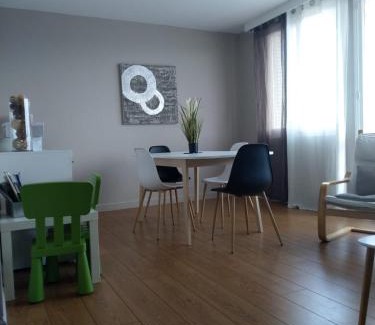 Sainte-Savine Apartment | Appt ENTIER proche *CENTRE VILLE *GARE