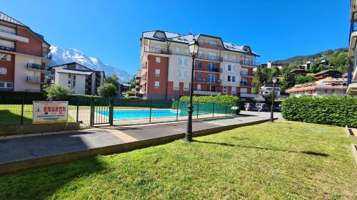 Saint-Gervais-les-Bains Apartment | Appt MIAGE - 2 pièces cabine, terrasse & piscine