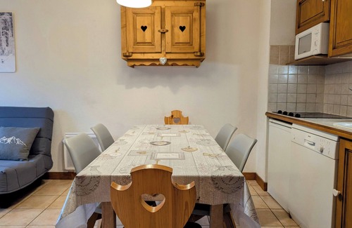 Praz-sur-Arly Apartment | Appt SUD vue Pistes 7/8 Personnes 250m Pistes Praz sur Arly