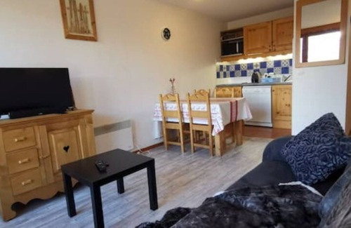 Orcieres-Merlette Apartment | Appt303. 100m pistes. T3. Covered parking. WIFI