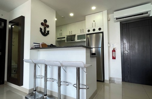 Punta Blanca Apartment | Apt 2 bedroom 2bathroom with AC, WiFi in Punta Centinela, Santa Elena, Ecuador