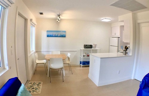 East Fort Lauderdale Apartment | Apt.# 3 Bermuda Blue Beach Club (1/1)