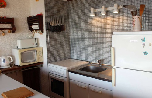 Port-la-Nouvelle Apartment | Apt 6 ppl, 50m beach, balcony, parking, pet-friendly