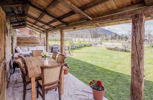 Les Alberts Apartment | Apt Ariel - a beautiful 3 bedroom apartment located in Les Alberts (Montgenevre)