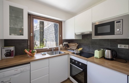 Chamonix City Centre Apartment | Apt du Brevent ski in/ski out, Chamonix, France