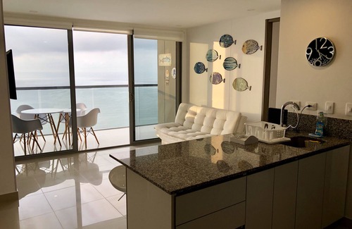 Bocagrande Apartment | Apt facing the sea with unparalleled view on 34th floor located in Bocagrande