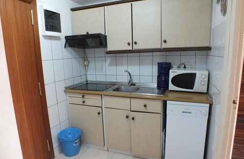 Santa Margarida Apartment | Apt for 4, pool, beach and garden, Roses