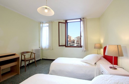 Cannaregio Apartment | Apt. Fosca Canal View