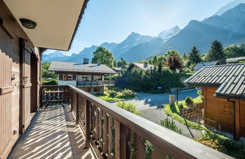Les Houches Apartment | Apt Glacier Les Amethystes 3 bed Les Houches