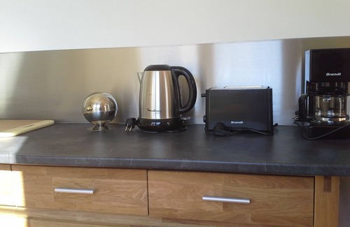 Cahors Apartment | Apt. T1 Bis in town on the 1st floor of a residence with terrace carractère
