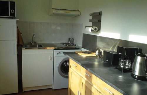 Cahors Apartment | Apt. T1 Bis in town on the 1st floor of a residence with terrace carractère