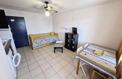 Leucate Apartment | APT T2 sleeps 4 PORT LEUCATE