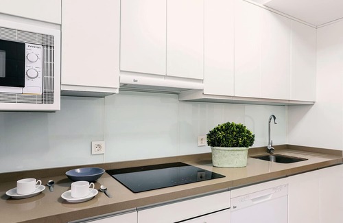 Central District Apartment | Aptment near the Cathedral. Isabel la Catolica II
