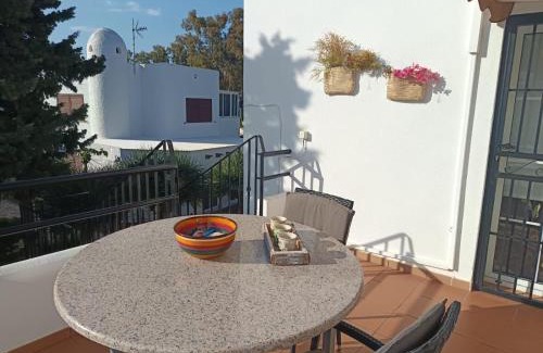 San Jose Apartment | Apto Blanes - WIFI GRATIS