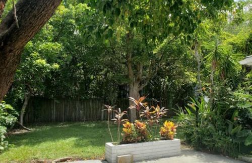 Lake Ridge Apartment | Apts with Backyard Near Fort Lauderdale Beach, Nightlife, Cruise Port, Airport