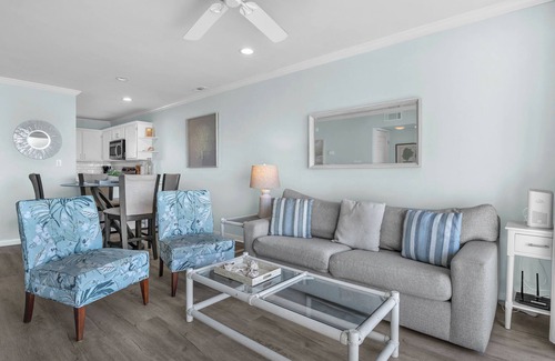 Caswell Beach Condo | Aqua Vista: Condo with Community Pool and Ocean Views