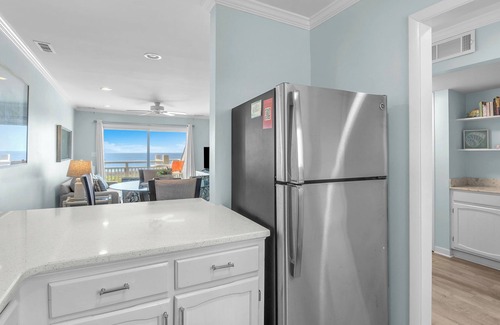 Caswell Beach Condo | Aqua Vista: Condo with Community Pool and Ocean Views