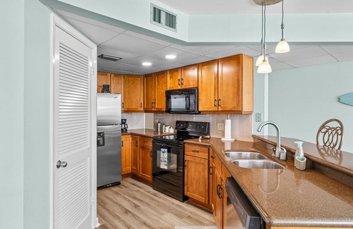 El Centro Beach Condo | Aqua Vista ~ New Listing ~ Fall Dates Available!