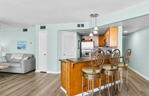 El Centro Beach Condo | Aqua Vista ~ New Listing ~ Fall Dates Available!