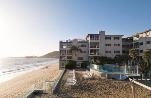 Eastern Malibu Apartment | Aqualina Best View in Malibu by Stay Awhile Villas