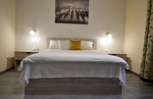 Lviv City Center Apartment | Aquamarine apartments Lviv