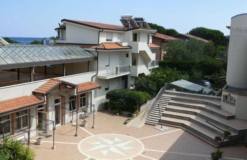 Marina di Davoli Apartment | Aquamarine Residence