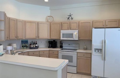 Tropical Cove Condo | Aquapure at Lexington CC Golf Village