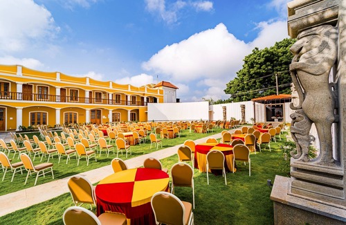 Moratandi Resort | AR Phalazzo Resort and Banquets