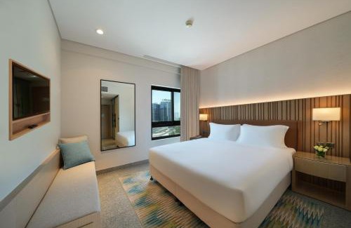 Jadaf Hotel | Arabian Park Dubai, an Edge by Rotana Hotel
