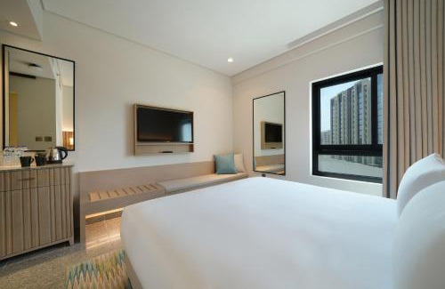 Jadaf Hotel | Arabian Park Dubai, an Edge by Rotana Hotel