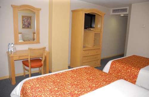 Aguascalientes Hotel | Aranzazu Plaza Kristal Aguascalientes