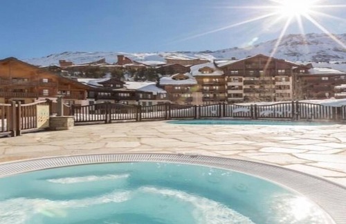 Arc-1950 Ski Chalet | Arc 1950 - 5* Superior 2 bedroom 2 bathroom ski in ski out apartment with Spa