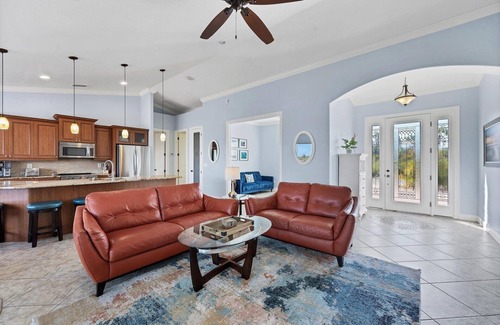 South Gulf Cove House | ARC8138 Summary: Sout