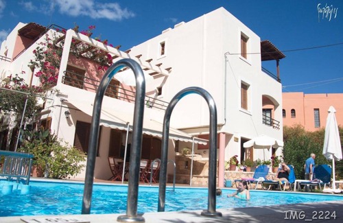 Daratsos Apartment | Architect's Apartments