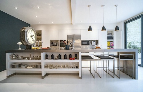 Bel-Air Nord Apartment | Architect's house with garden