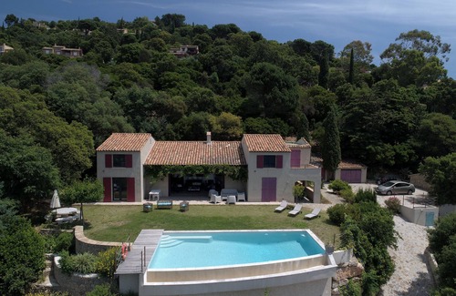 Le Rayol Villa | Architectural Villa Rayol, incredible view, pool, air conditioning, classified