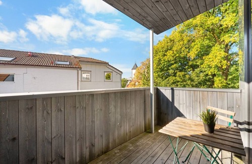 Bergen City Centre Apartment | Architectural Studio I Private Balcony I NEW 2021